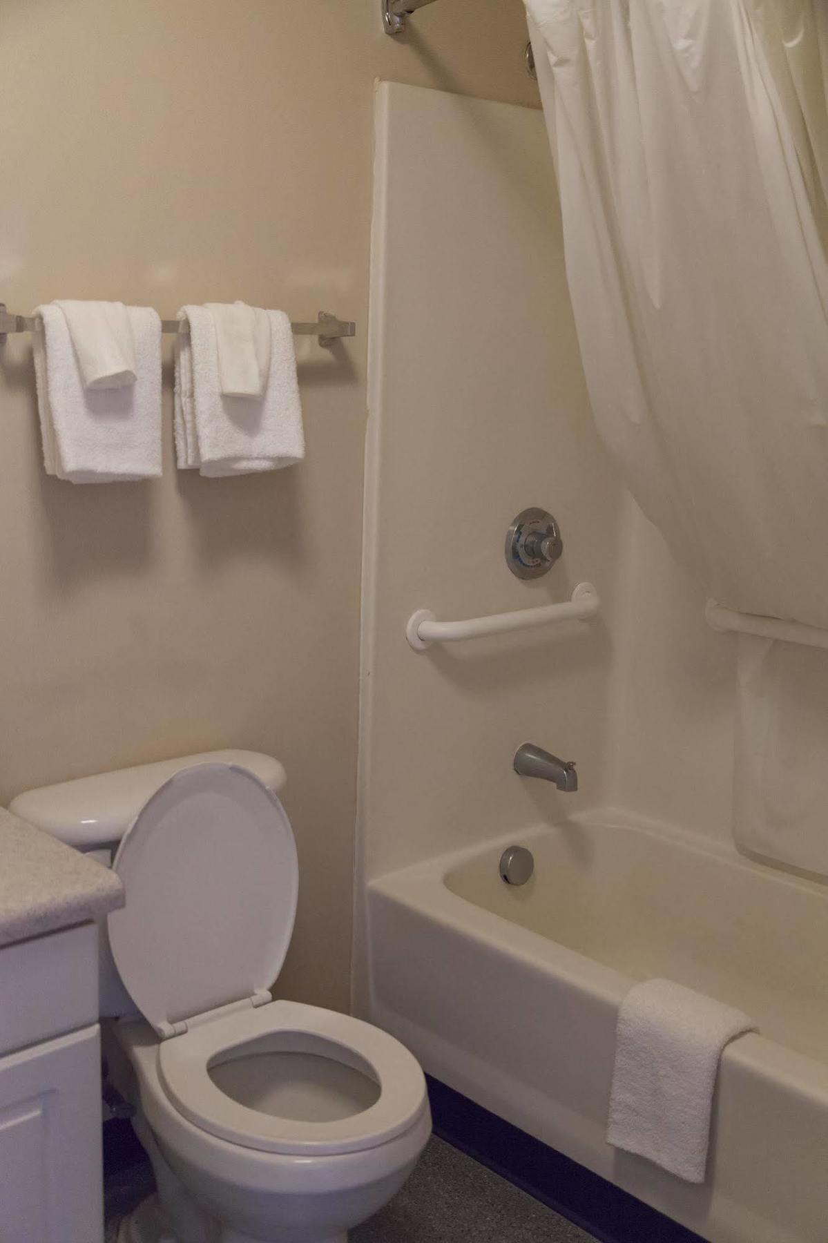 Intown Suites Extended Stay Norfolk Va エクステリア 写真