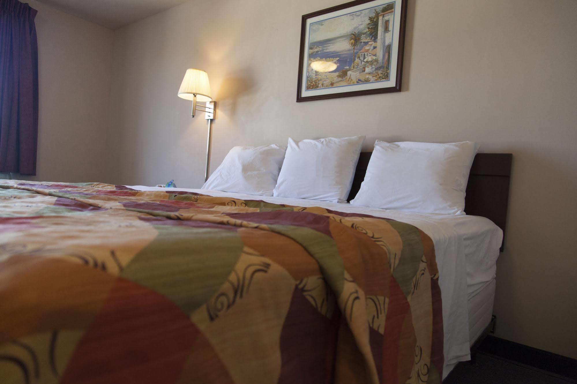 Intown Suites Extended Stay Norfolk Va エクステリア 写真